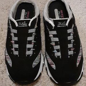 Sketchers D'Lites Air Cooled Memory Foam